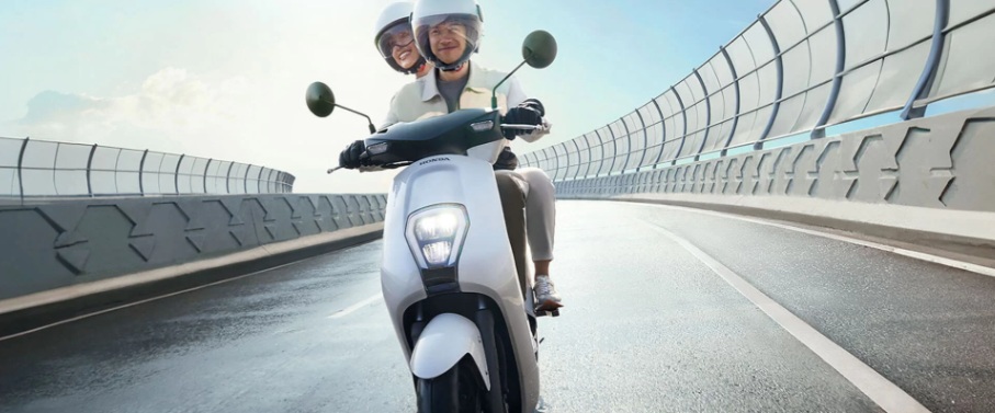 Footer Honda EM1 e_2